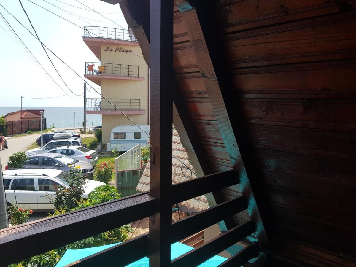 Casutele Intim Villa คอสติเนช ภายนอก รูปภาพ